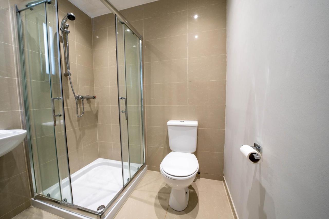 בלפסט Botanic Apartment Sleeps 6 מראה חיצוני תמונה