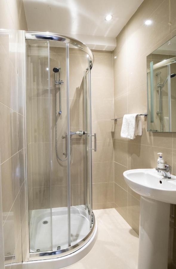 בלפסט Botanic Apartment Sleeps 6 מראה חיצוני תמונה